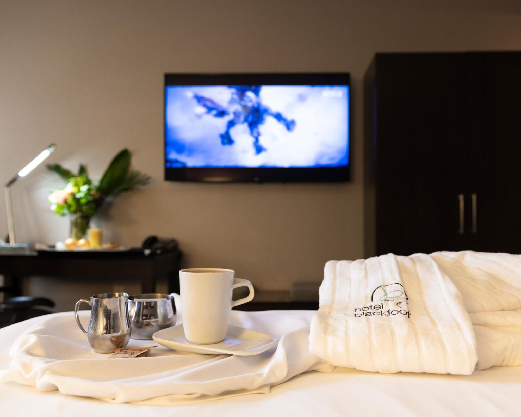 Hotel Blackfoot YYC Esterno foto