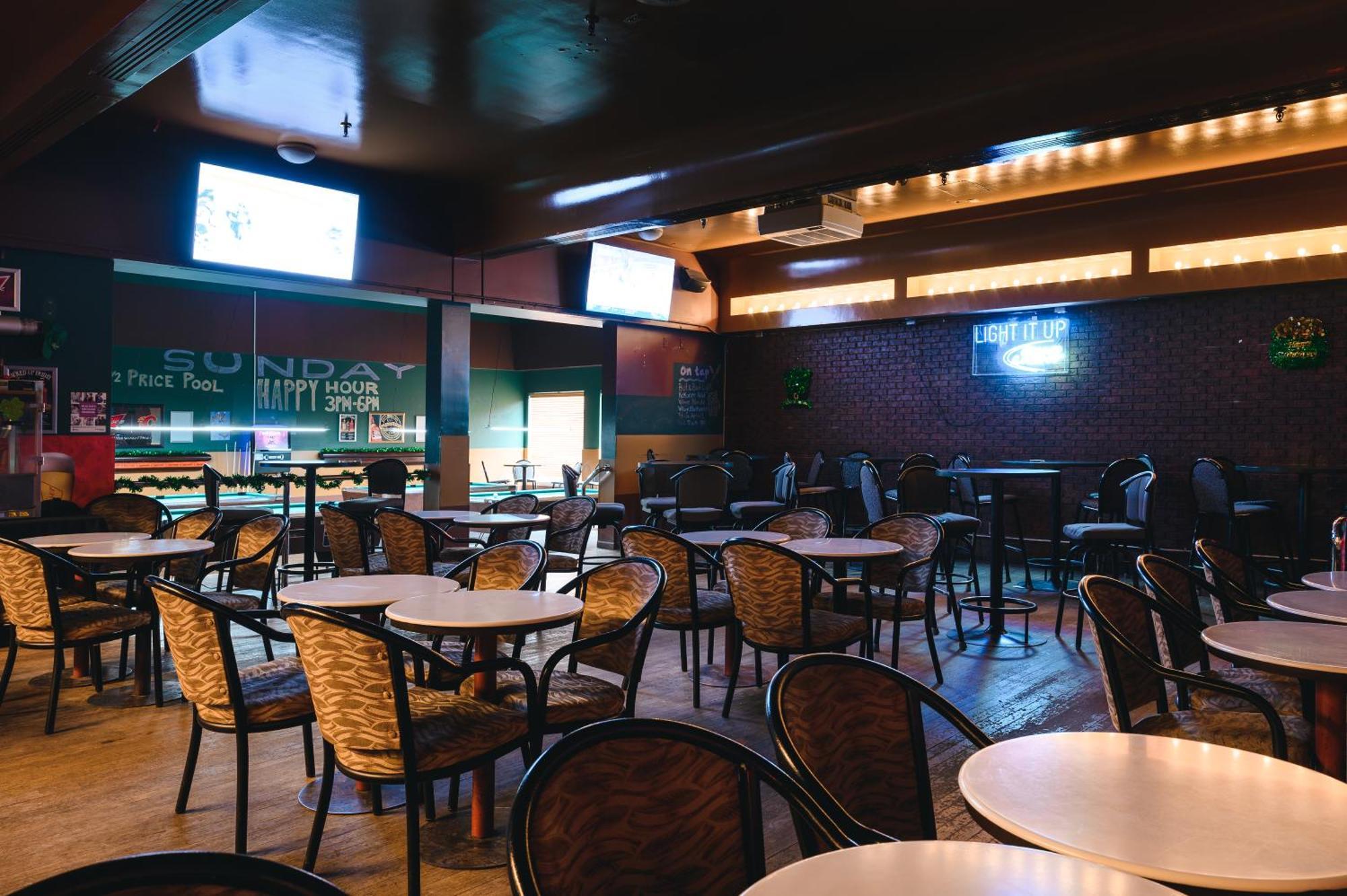 Hotel Blackfoot YYC Esterno foto